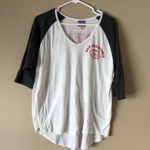 🌸sale-49ers women’s shirt. Football shirt. Niners